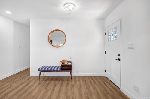 1048 Fairbrook Ln, Santa Ana CA  92706-1106 exterior