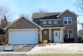 320 Barnaby Dr, Oswego, IL 60543-8405