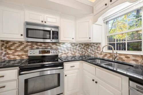3401 Ashwood Ln, Atlanta GA  30341-4500 exterior