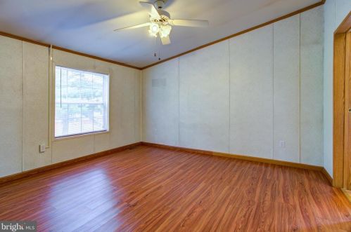 208 Bent Pine Ct, Lancaster PA  17603-2180 exterior