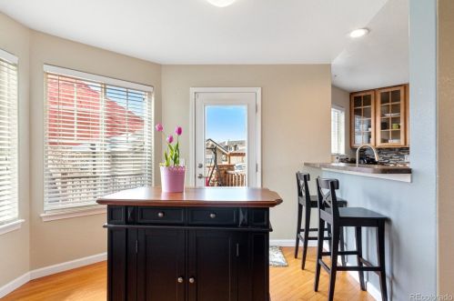 7524 Quatar Way, Aurora CO 80016-7134 exterior