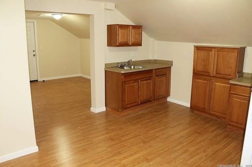 539 Howe Ave, Huntington CT  06484-3160 exterior