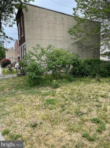 312 10th St, Camden NJ  08102-1003 exterior