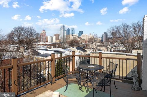 758 10th St, Philadelphia PA 19123-1966 exterior