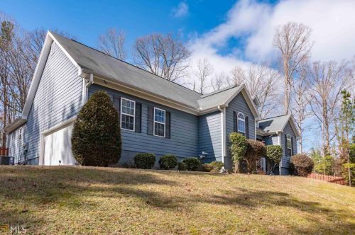 143 Dawn St, Newnan, GA 30263-6177