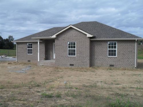 439 Tuck Rd, Lafayette, TN 37083-4241