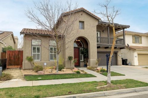 537 Sagewalk Ct, Valley Home, CA 95361-8928