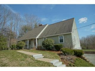 162 Buttrick Rd, Hampstead, NH 03841-5101