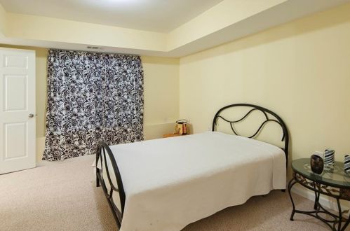 1747 Fayetteville Ct, Atlanta GA  30316-2908 exterior