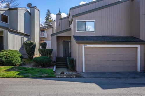 7814 Hampton Ln, Citrus Heights, CA 95610-7611