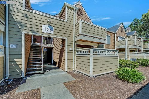 120 Reflections Dr, San Ramon, CA 94583-4756