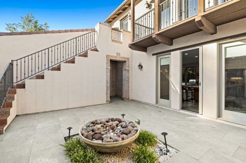 5 Sunset Cv, Irvine, CA 92620-0814