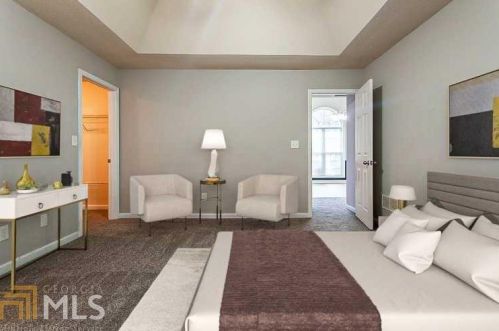 135 Flowers Dr, Porterdale, GA 30016-1147