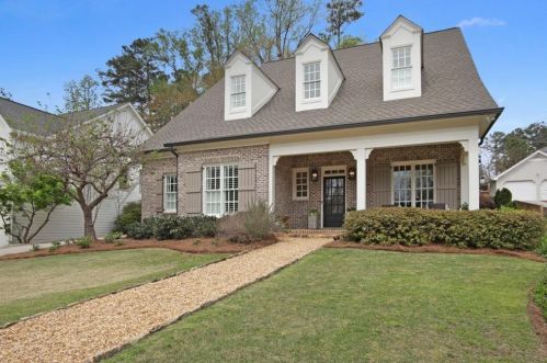 1550 Aragon Way, Atlanta, GA 30319-3202