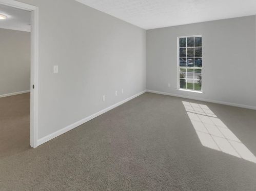 890 Glynn Oaks Dr, Clarkston GA  30021-2105 exterior