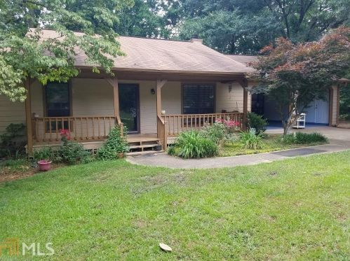 165 Cowan Dr, Stockbridge, GA 30281-2850
