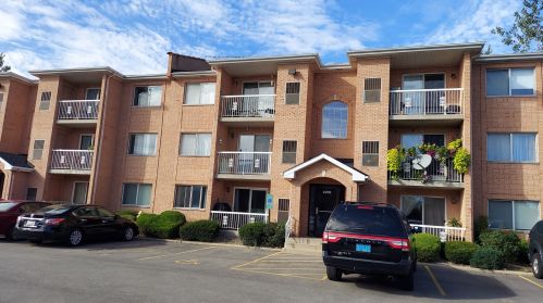 4201 Quinlan Rd, Glenview, IL 60025-5656