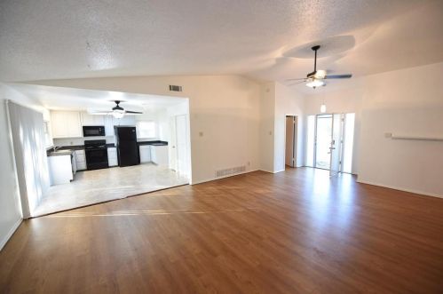 1818 Redbud Cir, Carrollton TX  75006-4204 exterior