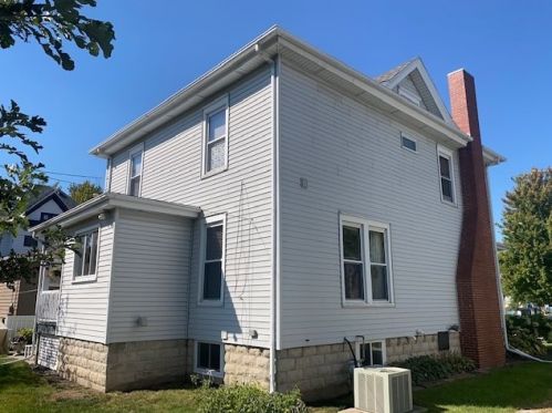 716 Washington St, Swygert IL  61764-2136 exterior