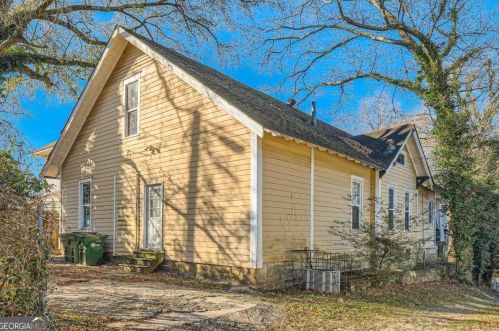 446 Holderness St, Atlanta GA  30310-1758 exterior