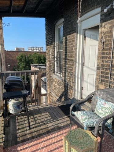 1528 Ashland Ave, Chicago IL  60608-2008 exterior