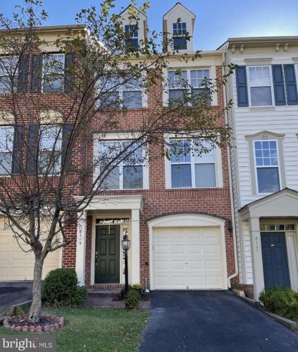 8119 Dove Cottage Ct, Lorton, VA 22079-2365