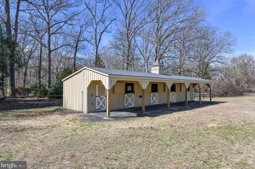 2874 Patuxent Riv Rd, Davidsonville MD 21035-2237 exterior