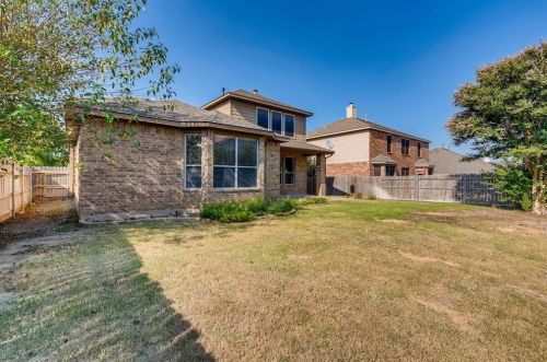 612 Catalpa Rd, Fort Worth, TX 76131-3536