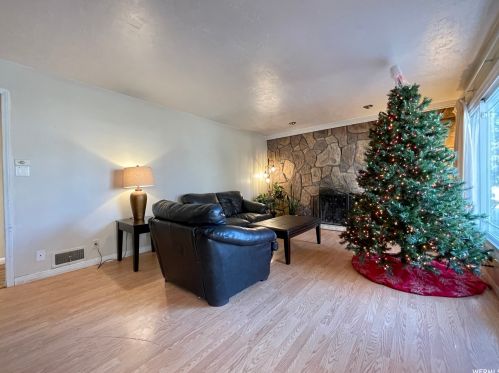 94 100, Clearfield, UT 84015-2204