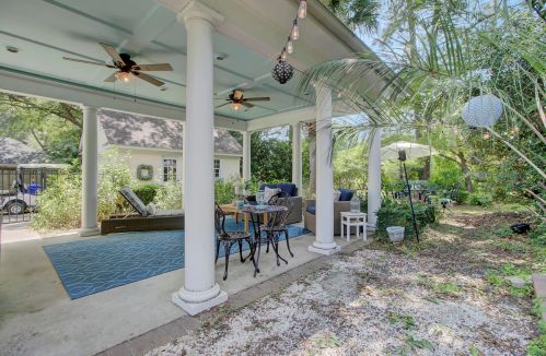 963 Governors Ct, Mount Pleasant SC  29464-9257 exterior