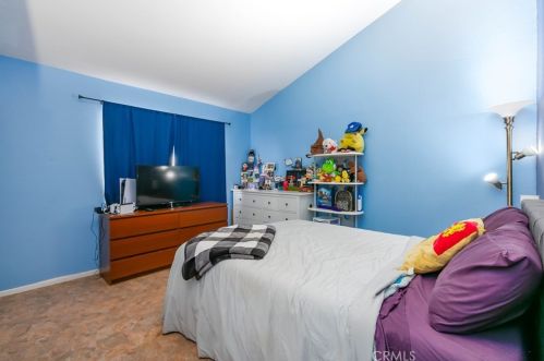 43607 Easy St, Lancaster CA  93535-5600 exterior