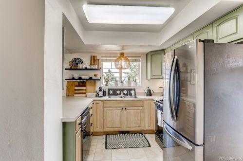 773 Locust St, Denver CO 80207-3942 exterior