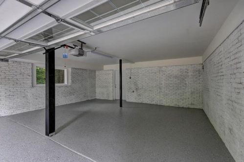 100 Angus Trl, Atlanta GA  30328-3031 exterior
