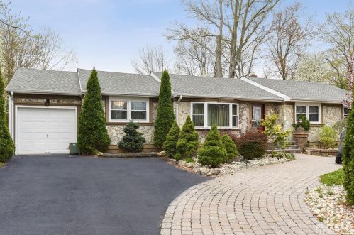 235 First St, Edison, NJ 08820-1224