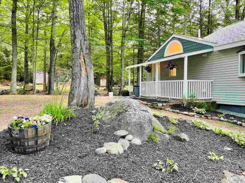 773 Berry River Rd, Barrington, NH 03825-7217