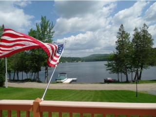 183 Cedar Pond Dr, Dummer, NH 03588-3304