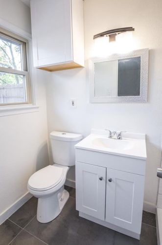 1018 Brookhollow Dr, Irving TX  75061-5514 exterior