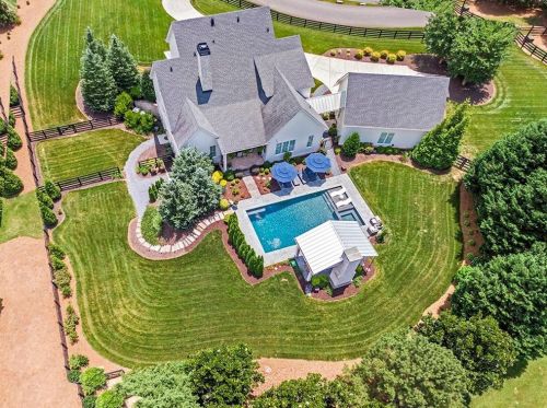 105 Trinity Hollow Dr, Holly Springs, GA 30115-7587