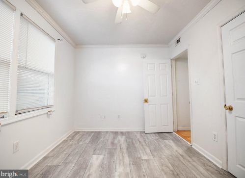 21 Chesapeake Ct, Aberdeen MD  21001-3803 exterior