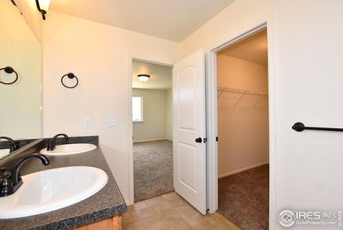 2679 Sapphire St, Loveland CO 80537-2024 exterior