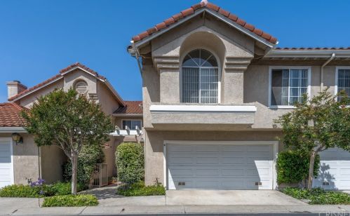 635 Hazelwood Way, Simi Valley, CA 93065-7681