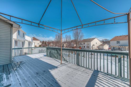 679 Falcon Rdg Rd, Saint Paul MN  55125-1457 exterior