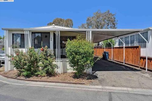 196 Damascus Loop, Pacheco, CA 94553-6309