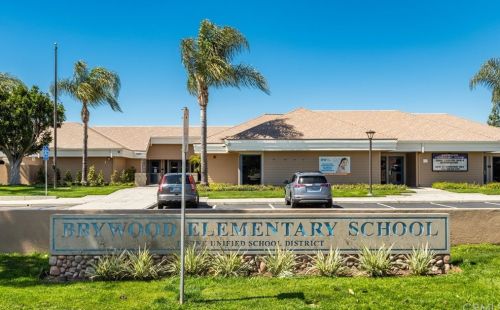 8 Dorchester, Irvine CA  92620-2614 exterior