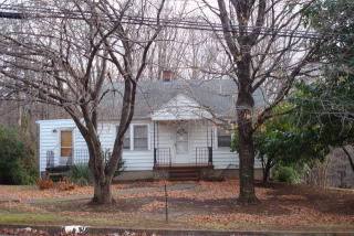 1017 Mountain Rd, Martinsville, VA 24112-2223