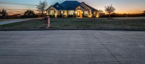 5831 Sweetwater Dr, Midlothian, TX 76065-6082