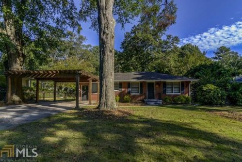 3742 Poplar Dr, Clarkston, GA 30021-2501