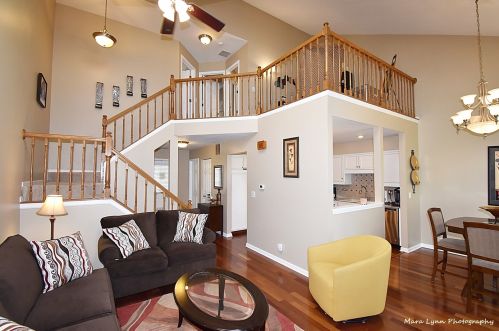 1304 Coldspring Rd, Carol Stream IL  60188-2989 exterior