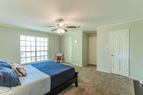 4128 Alicante Ave, Fort Worth TX  76133-5561 exterior