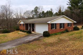 74 Nancy Ln, Toccoa, GA 30577-7216